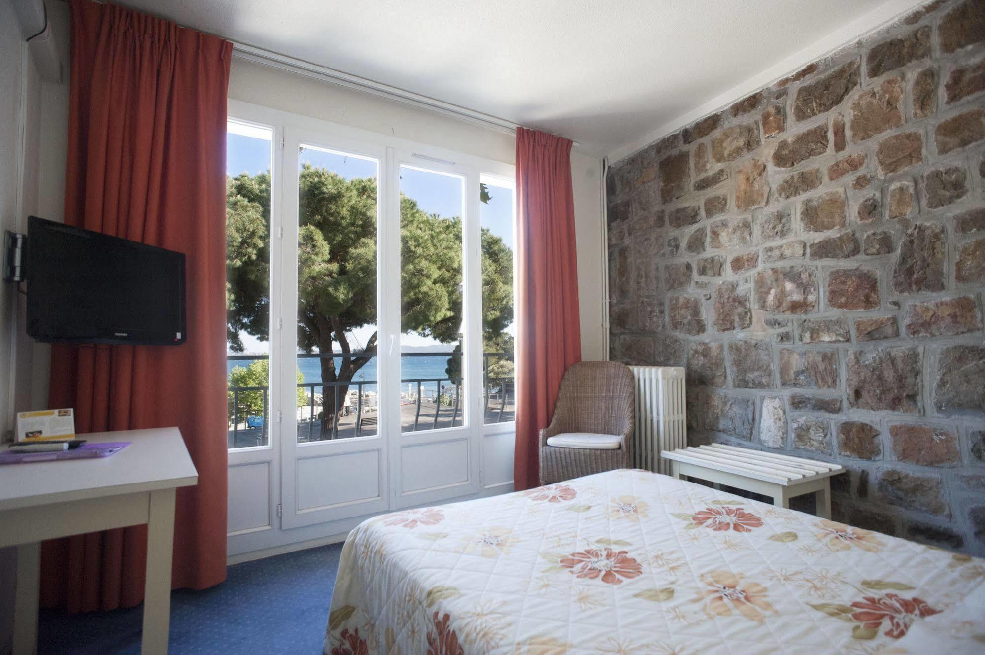 Hotel Le Richiardi Carqueiranne Exterior foto